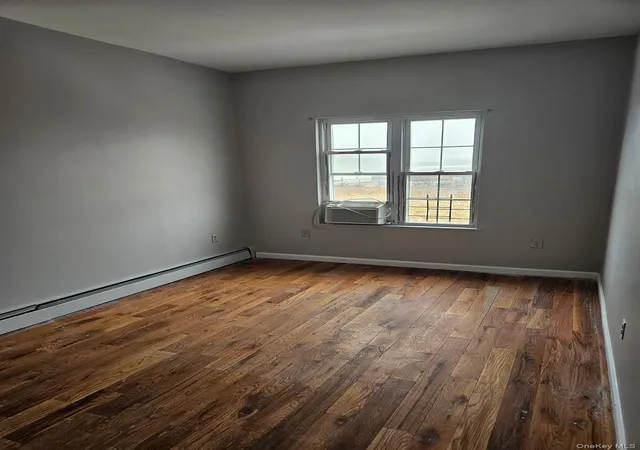 Photo 4 of House for sale at 484 Beach 44th St, New York, NY 11691 | MLS# 965820 | Listing updated on 2026-09-05