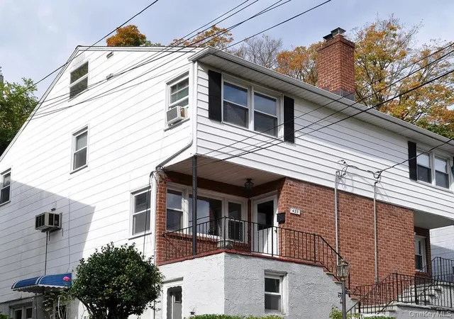 1st image of 423 Parkview View Ave, Yonkers, NY 10710 | MLS# 965862