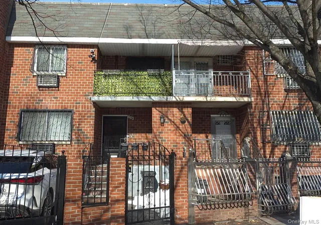 Photo 1 of Sale Pending at 863 Home St, New York, NY 10459 | MLS# 965878 | Listing updated on 2026-09-19