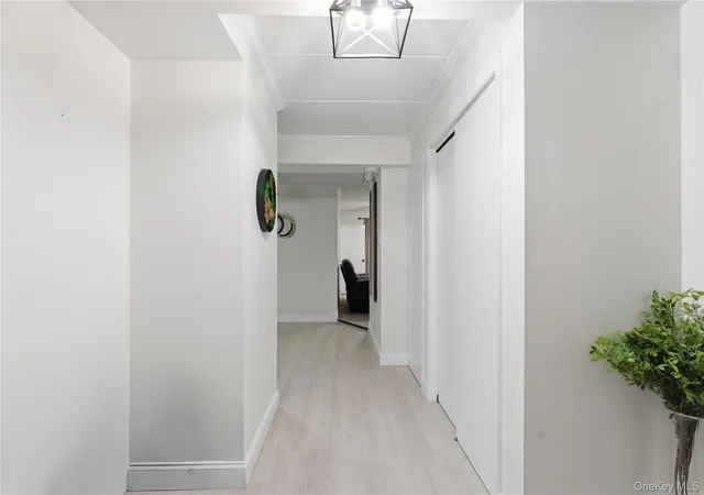 Listing Photo 4 - Condo for sale in building located at 863 Home St, New York, NY 10459