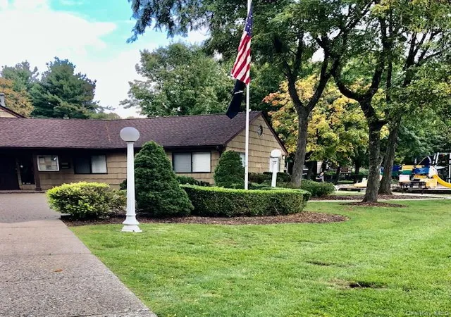 Photo 4 of Sale Pending at 40 Chester Ln #40, Clarkstown, NY 10954 | MLS# 966008 | Listing updated on 2026-06-23