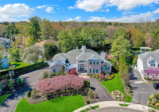 Photo 2 of Sale Pending at 15 Pironi Ct, Oyster Bay, NY 11797 | MLS# 966093 | Listing updated on 2026-07-24