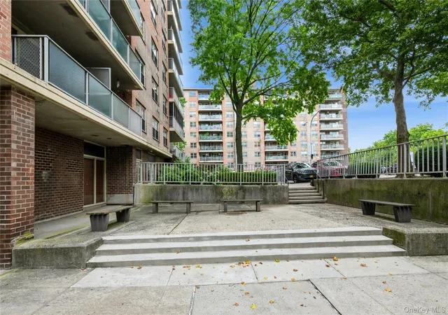 Photo 2 of Sale Pending at 1019 Van Siclen Ave #4D, Brooklyn, NY 11207 | MLS# 966113 | Listing updated on 2026-08-22