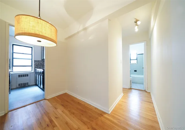 Photo 4 of House for sale at 1 Fisher Dr #207, Mount Vernon, NY 10552 | MLS# 966149 | Listing updated on 2026-09-25