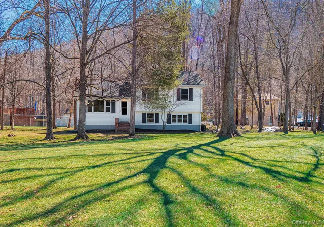 Photo 1 of Sale Pending at 8 Adelaide Ln, Blooming Grove, NY 10992 | MLS# 966183 | Listing updated on 2026-07-27