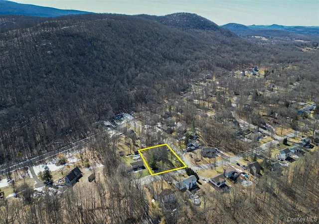 Photo 29 of Sale Pending at 8 Adelaide Ln, Blooming Grove, NY 10992 | MLS# 966183 | Listing updated on 2026-07-27
