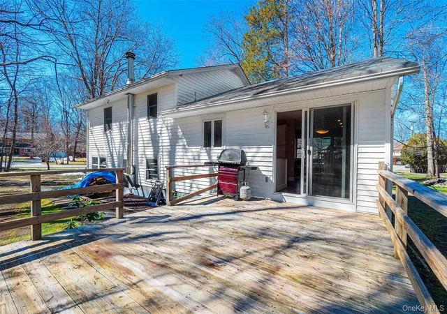 Photo 5 of Sale Pending at 8 Adelaide Ln, Blooming Grove, NY 10992 | MLS# 966183 | Listing updated on 2026-07-27