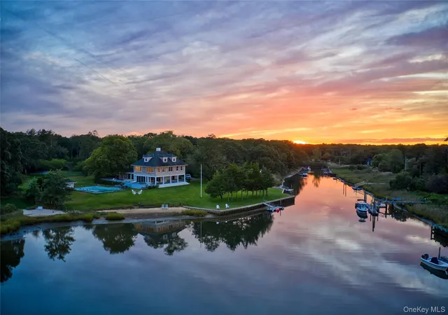 2nd image of 11 Bay Rd, Southampton, NY 11959 | MLS# 966214