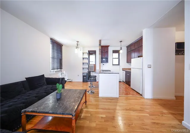 5th image of 2090 Madison Ave #4D, New York, NY 10037 | MLS# 966289