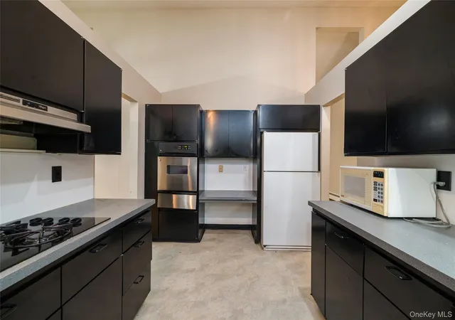Photo 3 of Single family home for sale at 58 Babcock Ln, Orangetown, NY 10983 | MLS# 966301 | Listing updated on 2026-10-20
