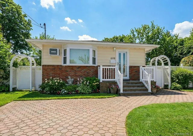 Photo 1 of Sale Pending at 1028 Thomas Ave, Hempstead, NY 11510 | MLS# 966330 | Listing updated on 2026-09-19