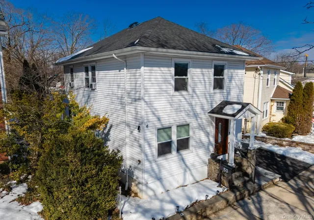 2nd image of 50 Acorn Ter, New Rochelle, NY 10801 | MLS# 966351