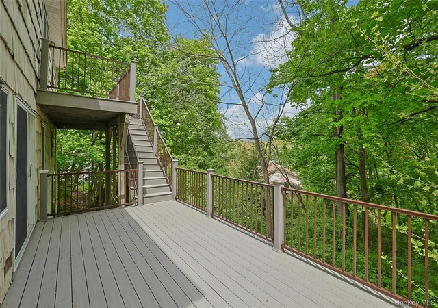 Photo 4 of Sale Pending at 41 Osceola Ave, Greenburgh, NY 10533 | MLS# 966459 | Listing updated on 2026-08-30