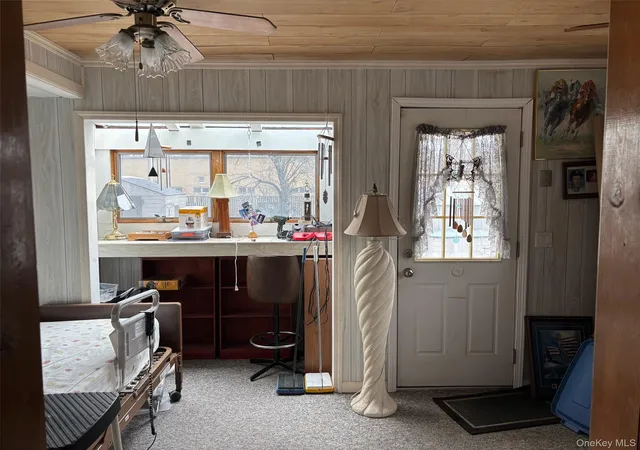 Photo 4 of Sale Pending at 33 Lakewood Ave, Brookhaven, NY 11779 | MLS# 966507 | Listing updated on 2026-08-31