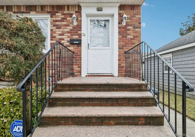 Photo 3 of Sale Pending at 174 Bellmore St, Hempstead, NY 11001 | MLS# 966509 | Listing updated on 2026-07-30