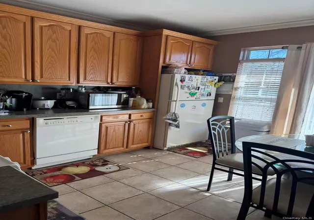 4th image of 24 Merrill Ave, New York, NY 10314 | MLS# 966572