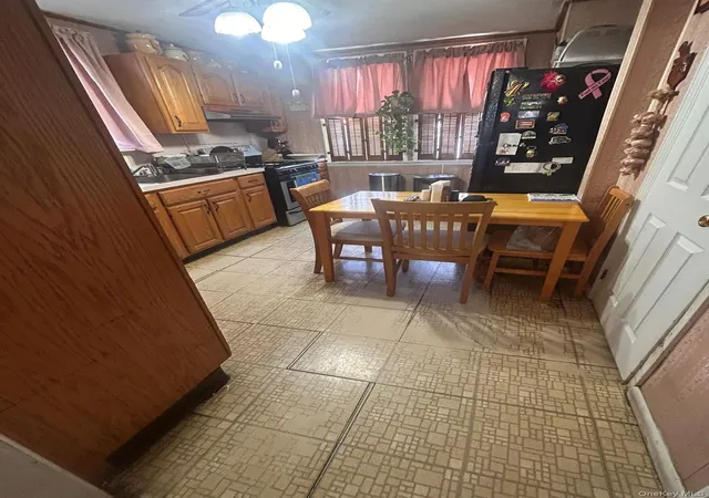 Photo 3 of Sale Pending at 10935 122nd Street, New York, NY 11420 | MLS# 966589 | Listing updated on 2026-03-25