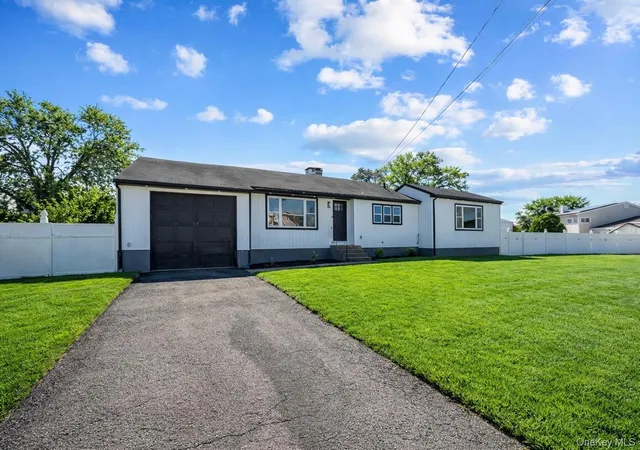 1st image of 14 Morton St, Brentwood, NY 11717 | MLS# 966702
