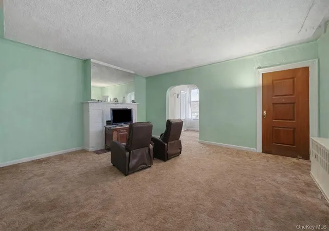 Photo 4 of Sale Pending at 2335 Yates Ave, New York, NY 10469 | MLS# 966732 | Listing updated on 2026-03-21