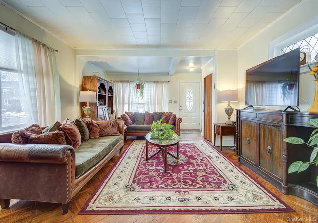3rd image of 8931 220Th St, New York, NY 11427 | MLS# 966754