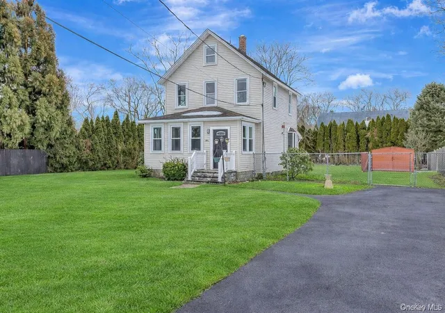 Photo 2 of Sale Pending at 768 Old Medford Ave, Brookhaven, NY 11763 | MLS# 966784 | Listing updated on 2026-09-19