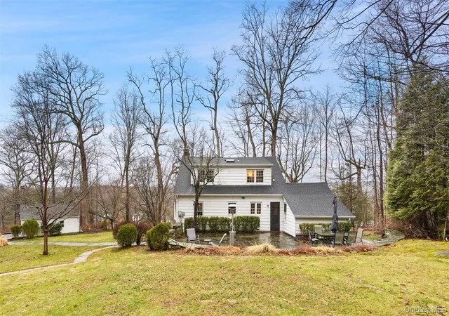 2nd image of 3 Mark Mead Rd, Lewisboro, NY 10518 | MLS# 966805