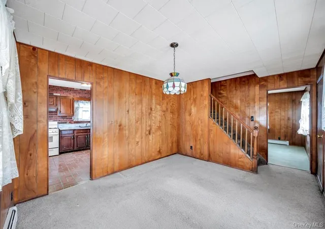 Photo 3 of Sale Pending at 189 Ontario Ave, Oyster Bay, NY 11758 | MLS# 966813 | Listing updated on 2026-06-26