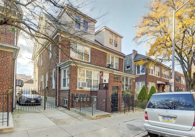 Photo 2 of Sale Pending at 3528 93rd Street, New York, NY 11372 | MLS# 966840 | Listing updated on 2026-07-01