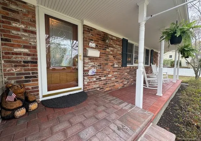 4th image of 14 Hillside Ave, Saint James, NY 11780 | MLS# 966893