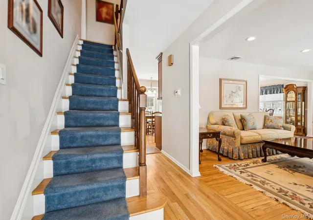 5th image of 14 Hillside Ave, Saint James, NY 11780 | MLS# 966893