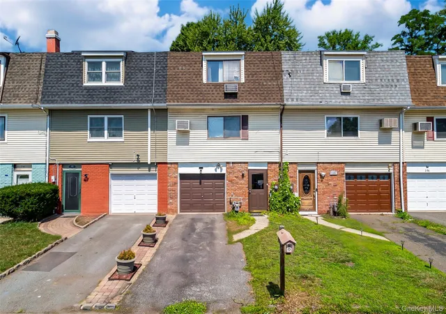 2nd image of 210 Chrystal Dr, Montgomery, NY 12543 | MLS# 966907