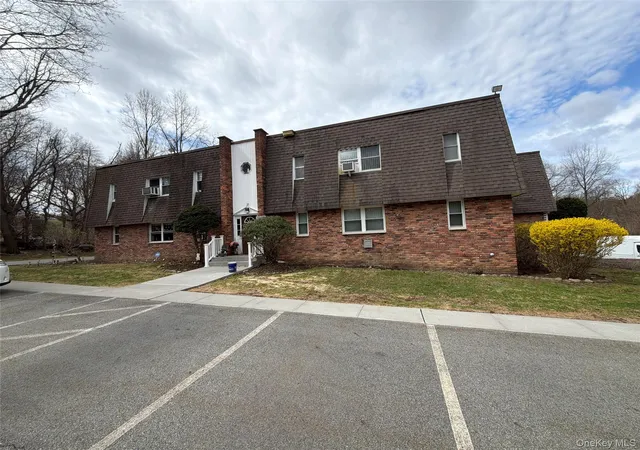 Photo 2 of Sale Pending at 23 Crescent Dr #90, Haverstraw, NY 10984 | MLS# 967048 | Listing updated on 2026-08-05