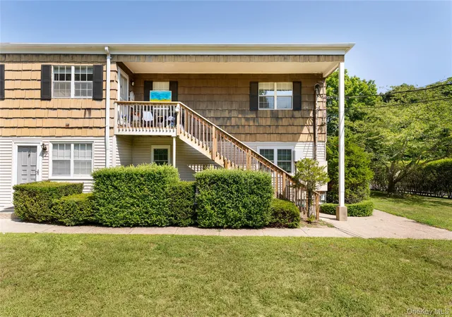 2nd image of 40 Canoe Pl Rd #5, Southampton, NY 11946 | MLS# 967142