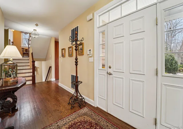 Photo 2 of Single family home for sale at 25 Navajo Trl, Ramapo, NY 10974 | MLS# 967313 | Listing updated on 2026-09-19