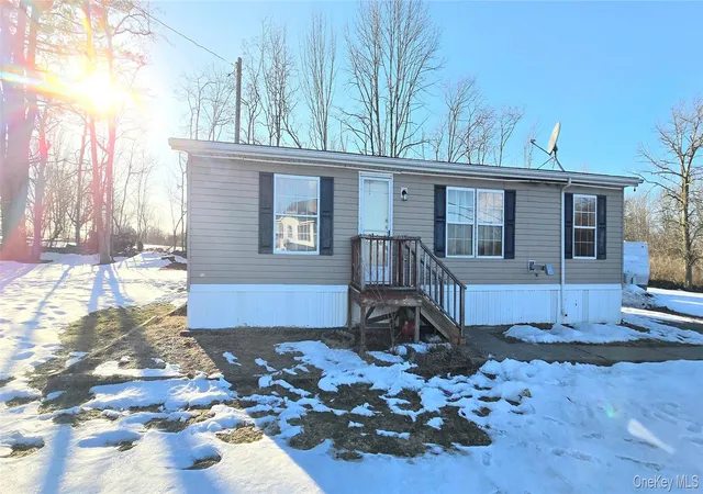 Photo 3 of Sale Pending at 325 Mueller Rd, Cochecton, NY 12726 | MLS# 967352 | Listing updated on 2026-09-21