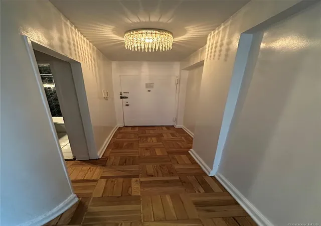4th image of 64Th Ave 98-10, New York, NY 11374