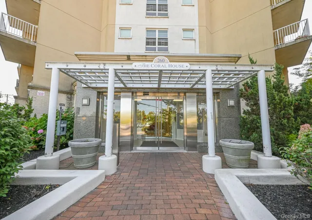 3rd image of 260 Beach 81St St #3A, Rockaway Beach, NY 11693 | MLS# 967382