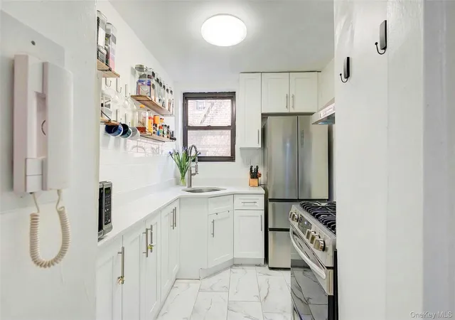 3rd image of 83-30 Vietor Ave #708, New York, NY 11373 | MLS# 967394
