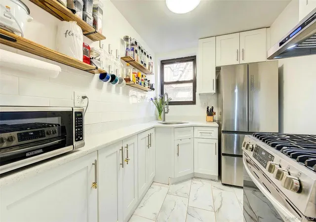 4th image of 83-30 Vietor Ave #708, New York, NY 11373 | MLS# 967394