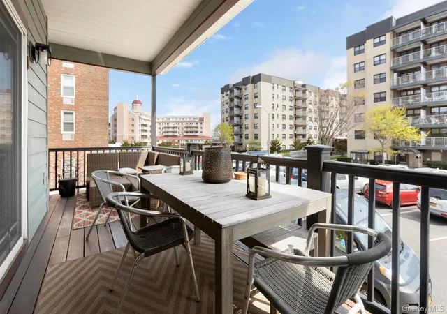 3rd image of 847 E Broadway, Long Beach, NY 11561 | MLS# 967459