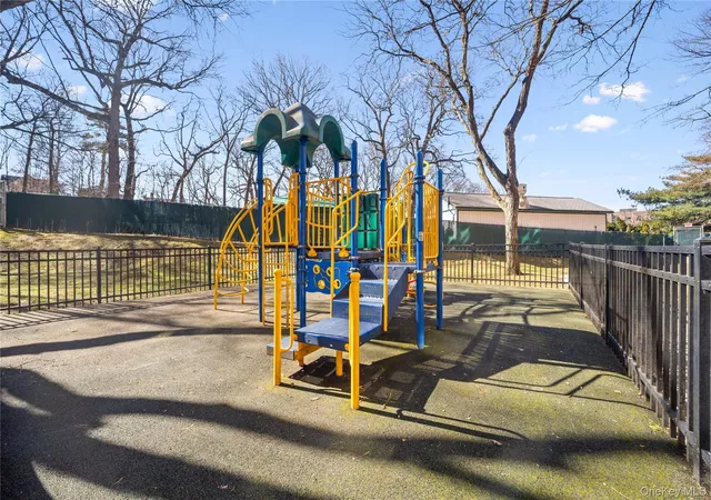 4th image of 75-34 Bell Blvd #LD, Oakland Gardens, NY 11364 | MLS# 967480