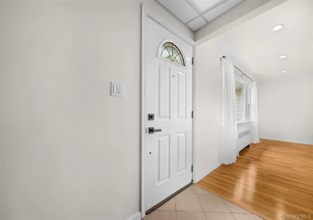 3rd image of 2716 Hewlett Ave, Hempstead, NY 11566 | MLS# 967481