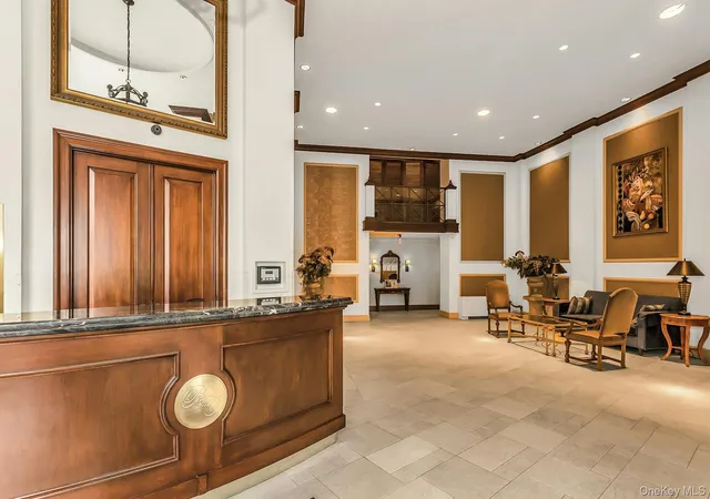 5th image of 2 Bay Clb, New York, NY 11360