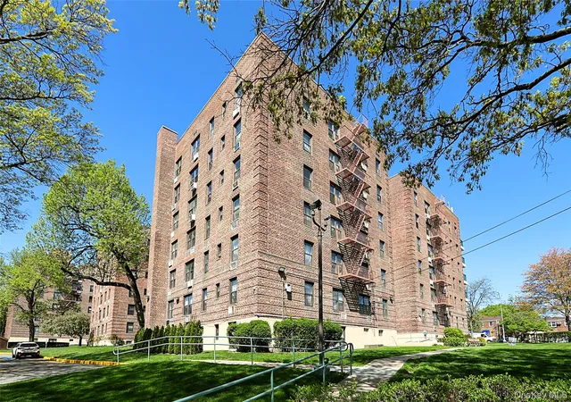 Photo 1 of Condo for sale at 224 24 Union Turnpike #4H, Oakland Gardens, NY 11364 | MLS# 967659 | Listing updated on 2026-10-01
