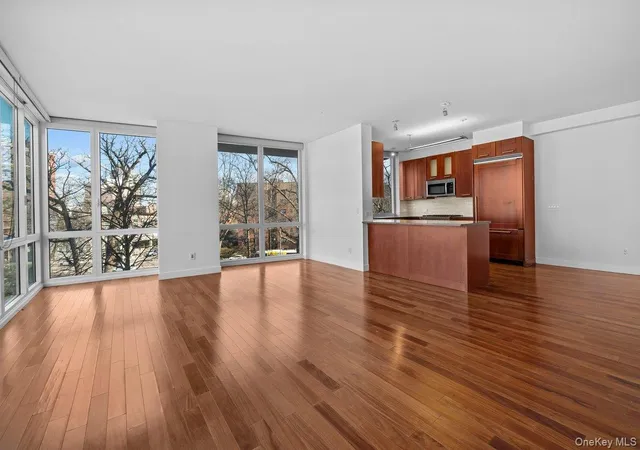5th image of 640 W 237Th St #3E, Bronx, NY 10463 | MLS# 967709
