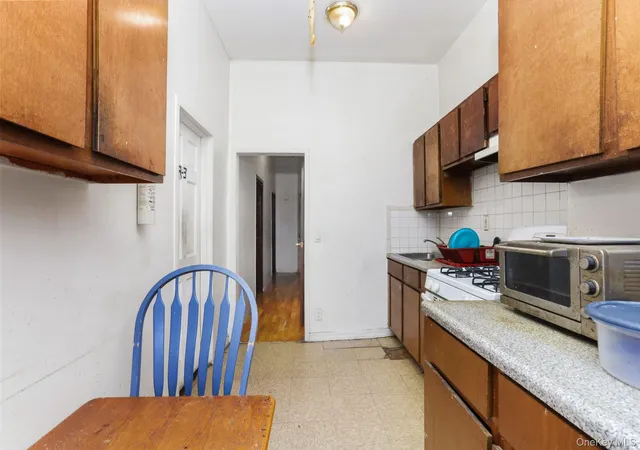 Photo 3 of Multi family home for sale at 661 Jefferson Pl, New York, NY 10456 | MLS# 967800 | Listing updated on 2026-03-18