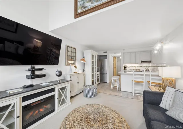 3rd image of 236 Edgemere St #127, East Hampton, NY 11954 | MLS# 967913