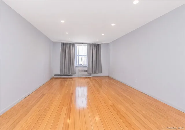 Photo 2 of Condo for sale at 1874 Pelham Pkwy S #4A, Bronx, NY 10461 | MLS# 967921 | Listing updated on 2026-08-27