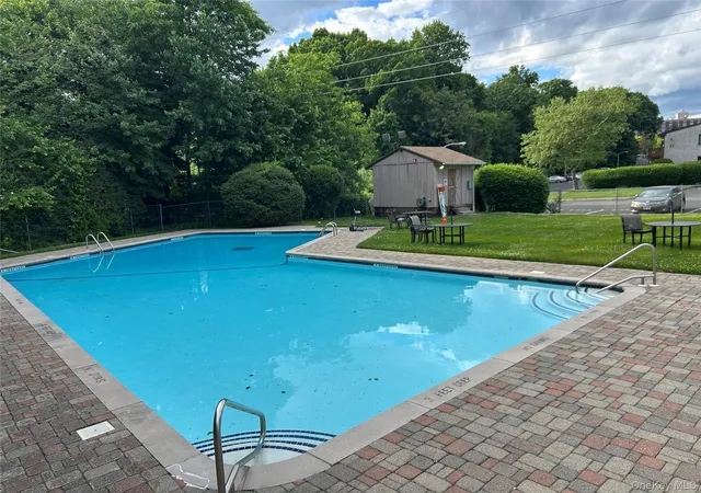 Listing Photo 2 - Condo for sale in building located at 2 Secora Rd, Ramapo, NY 10931 - Unit #C7