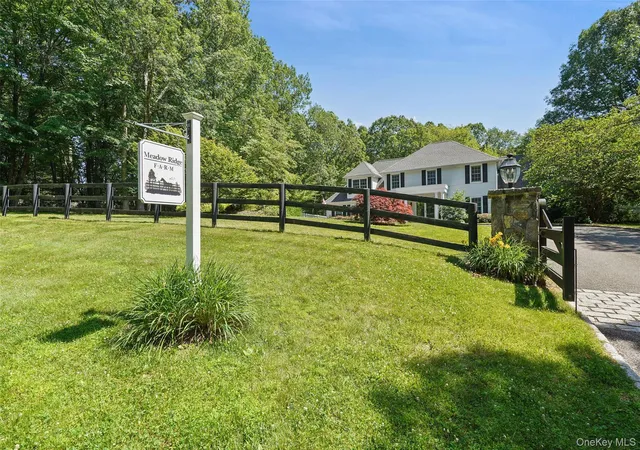 Homes for sale in Bedford, NY | 48 Davids Wy, Bedford, NY 10507 | MLS# 967950